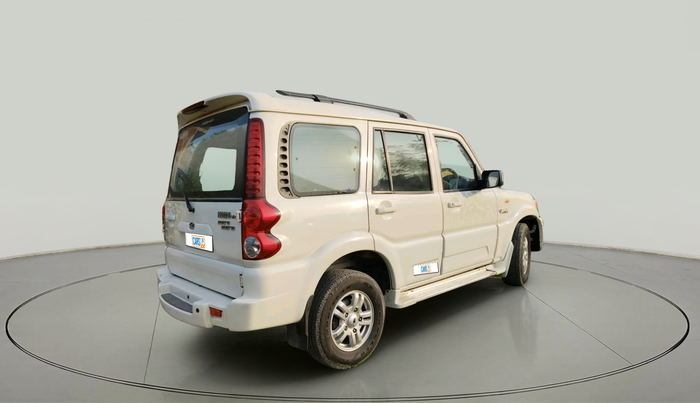 2012 Mahindra Scorpio VLX 2WD, Diesel, Manual, 1,48,586 km, exterior