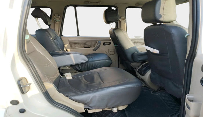 2012 Mahindra Scorpio VLX 2WD, Diesel, Manual, 1,48,586 km, interior