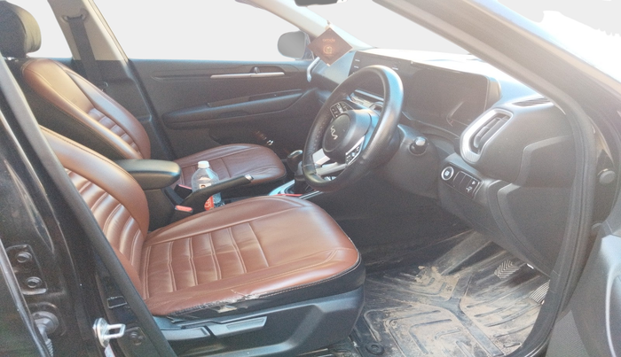 2022 KIA SONET HTK PLUS 1.0 IMT, Petrol, Manual, 29,719 km, interior