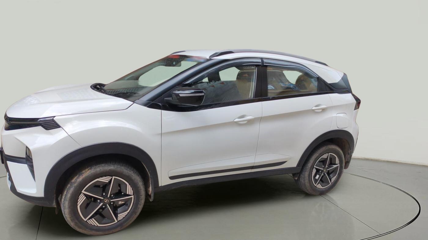 2023 Tata NEXON CREATIVE  AMT 1.2 PETROL, Petrol, Automatic, 16,500 km, exterior
