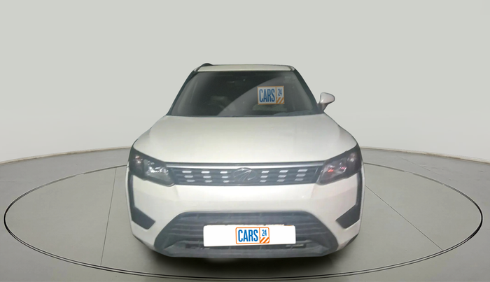 2021 Mahindra XUV300 W6 1.2 PETROL, Petrol, Manual, 98,405 km, exterior