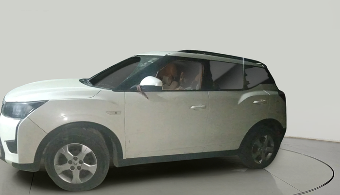 2021 Mahindra XUV300 W6 1.2 PETROL, Petrol, Manual, 98,405 km, exterior
