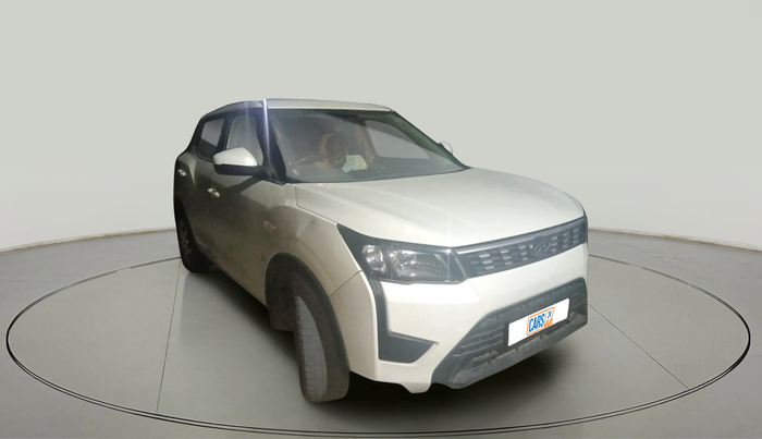 2021 Mahindra XUV300 W6 1.2 PETROL, Petrol, Manual, 98,405 km, exterior