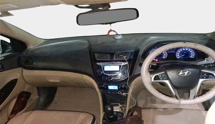 2011 Hyundai Verna FLUIDIC 1.6 VTVT SX, Petrol, Manual, 70,110 km, interior