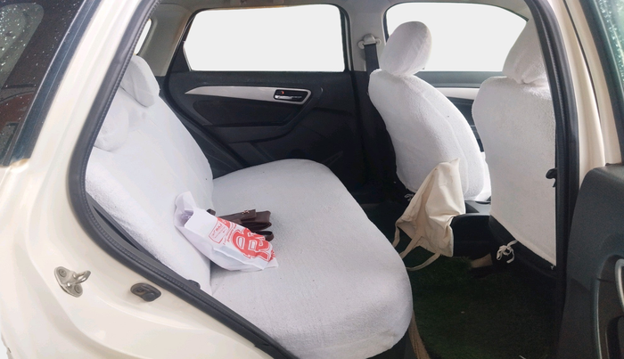 2018 Maruti Vitara Brezza ZDI, Diesel, Manual, 1,24,117 km, interior
