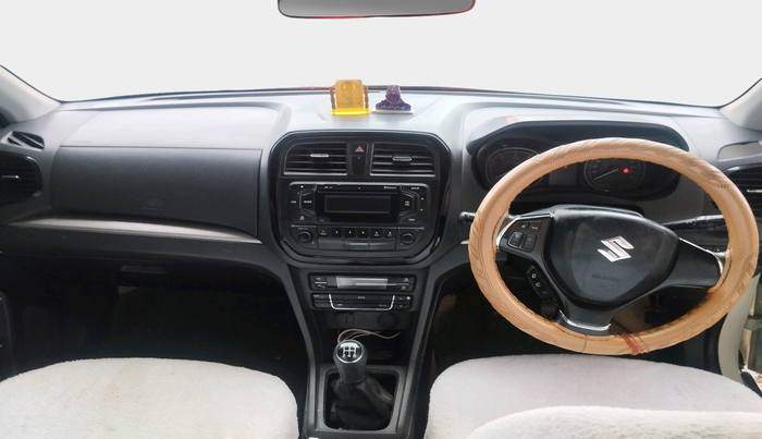 2018 Maruti Vitara Brezza ZDI, Diesel, Manual, 1,24,117 km, interior