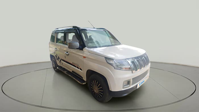 2018 Mahindra TUV300 T6 PLUS, Diesel, Manual, 81,000 km, exterior