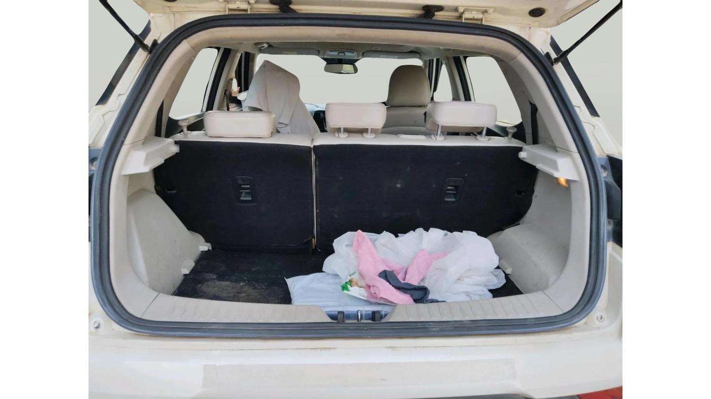 2019 Mahindra XUV300 W8 (O) 1.5 DIESEL AMT, Diesel, Automatic, 88,656 km, exterior