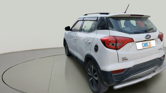 2019 Mahindra XUV300 W8 (O) 1.5 DIESEL AMT, Diesel, Automatic, 88,656 km, exterior