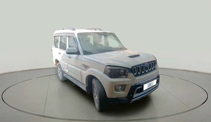 2018 Mahindra Scorpio S7, Diesel, Manual, 83,375 km, exterior