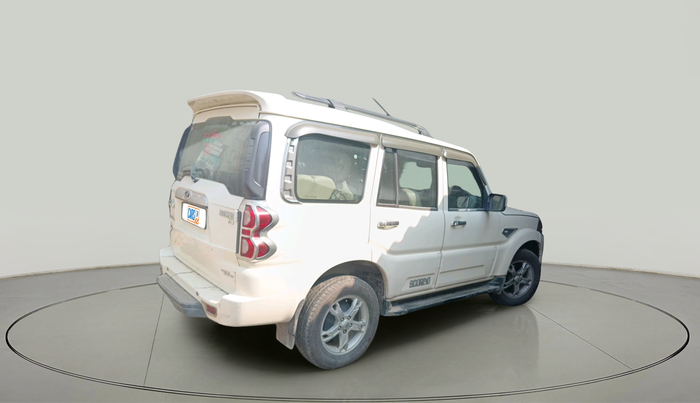 2018 Mahindra Scorpio S7, Diesel, Manual, 83,375 km, exterior
