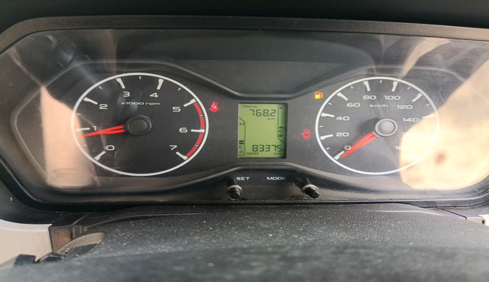 2018 Mahindra Scorpio S7, Diesel, Manual, 83,375 km, interior