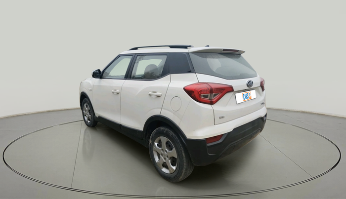2019 Mahindra XUV300 W6 1.5 DIESEL, Diesel, Manual, 1,21,724 km, exterior