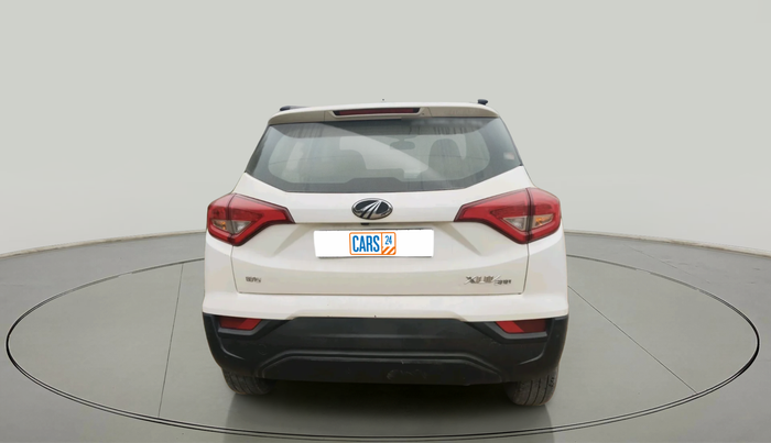 2019 Mahindra XUV300 W6 1.5 DIESEL, Diesel, Manual, 1,21,724 km, exterior