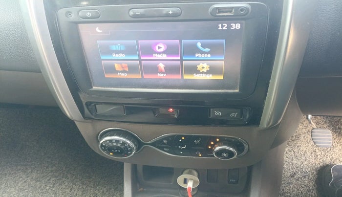 2017 Renault Duster 85 PS RXZ DIESEL, Diesel, Manual, 1,39,062 km, interior