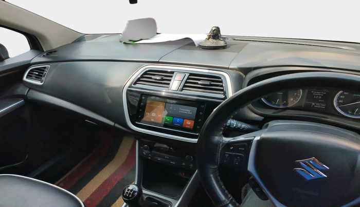 2022 Maruti S Cross ZETA 1.5, Petrol, Manual, 68,324 km, interior