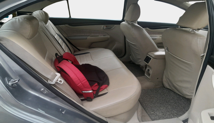 2015 Maruti Ciaz VDI, Diesel, Manual, 1,18,837 km, interior