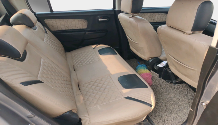2017 Maruti Wagon R 1.0 VXI, Petrol, Manual, 54,346 km, interior