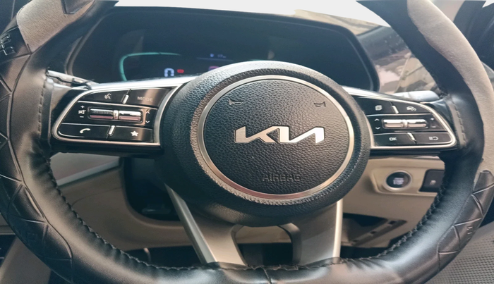 2022 KIA CARENS LUXURY PLUS 1.5 DIESEL 7 STR, Diesel, Manual, 70,844 km, interior