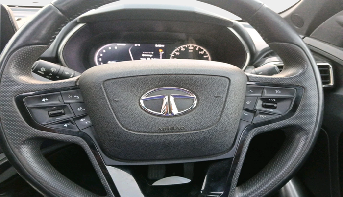 2022 Tata Safari XZ PLUS DARK EDITION, Diesel, Manual, 1,02,639 km, interior