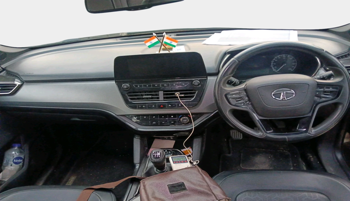 2022 Tata Safari XZ PLUS DARK EDITION, Diesel, Manual, 1,02,639 km, interior