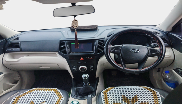 2021 Mahindra XUV300 W4 1.5 DIESEL, Diesel, Manual, 54,813 km, interior