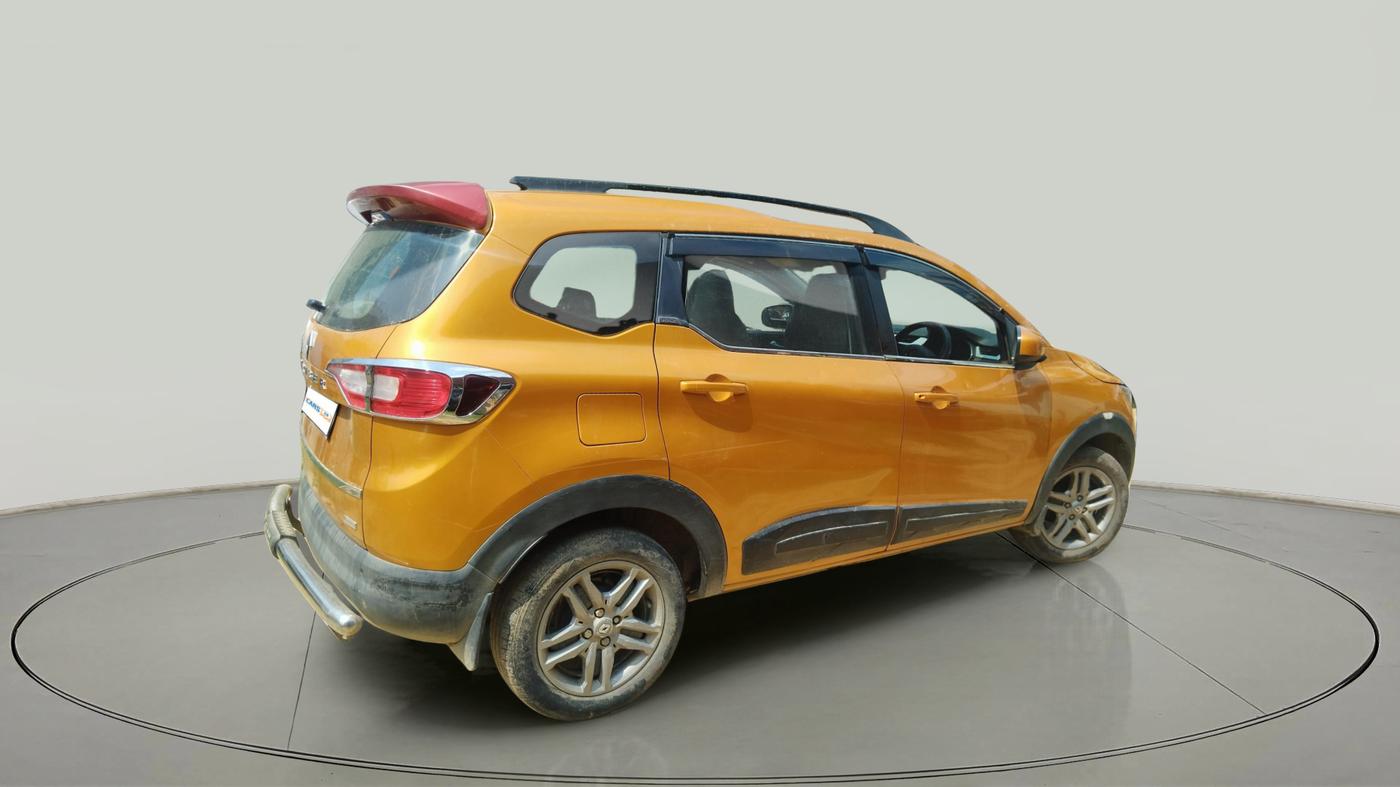 2019 Renault TRIBER RXZ, Petrol, Manual, 37,000 km, exterior