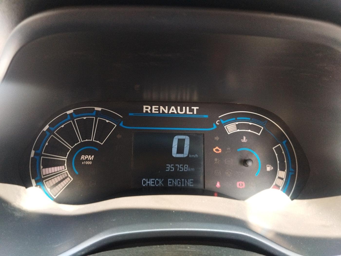 2019 Renault TRIBER RXZ, Petrol, Manual, 37,000 km, interior