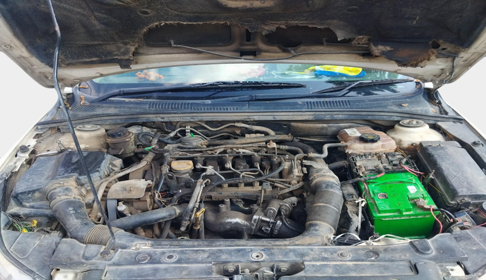 2010 Chevrolet Cruze LTZ AT, Diesel, Automatic, 1,16,834 km, exterior