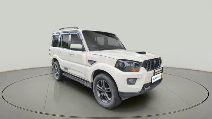 2017 Mahindra Scorpio S6 PLUS INTELLI-HYBRID, Diesel, Manual, 75,613 km, exterior