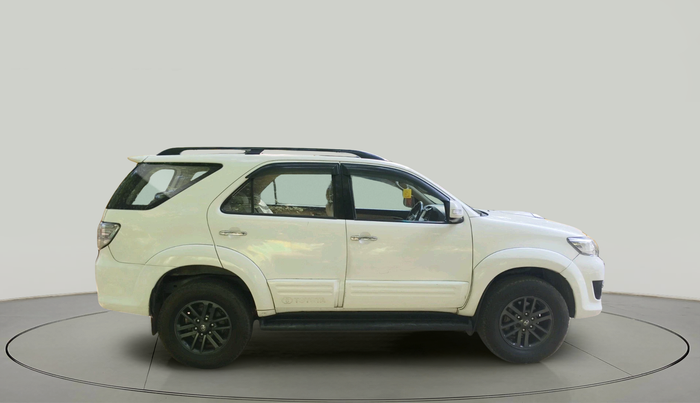 2016 Toyota Fortuner 3.0 4X2 MT, Diesel, Manual, 91,296 km, exterior