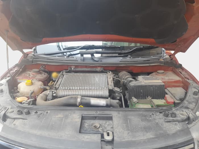 2016 Mahindra XUV500 W6, Diesel, Manual, 60,552 km, exterior