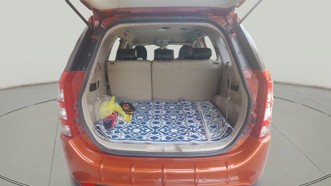2016 Mahindra XUV500 W6, Diesel, Manual, 60,552 km, exterior