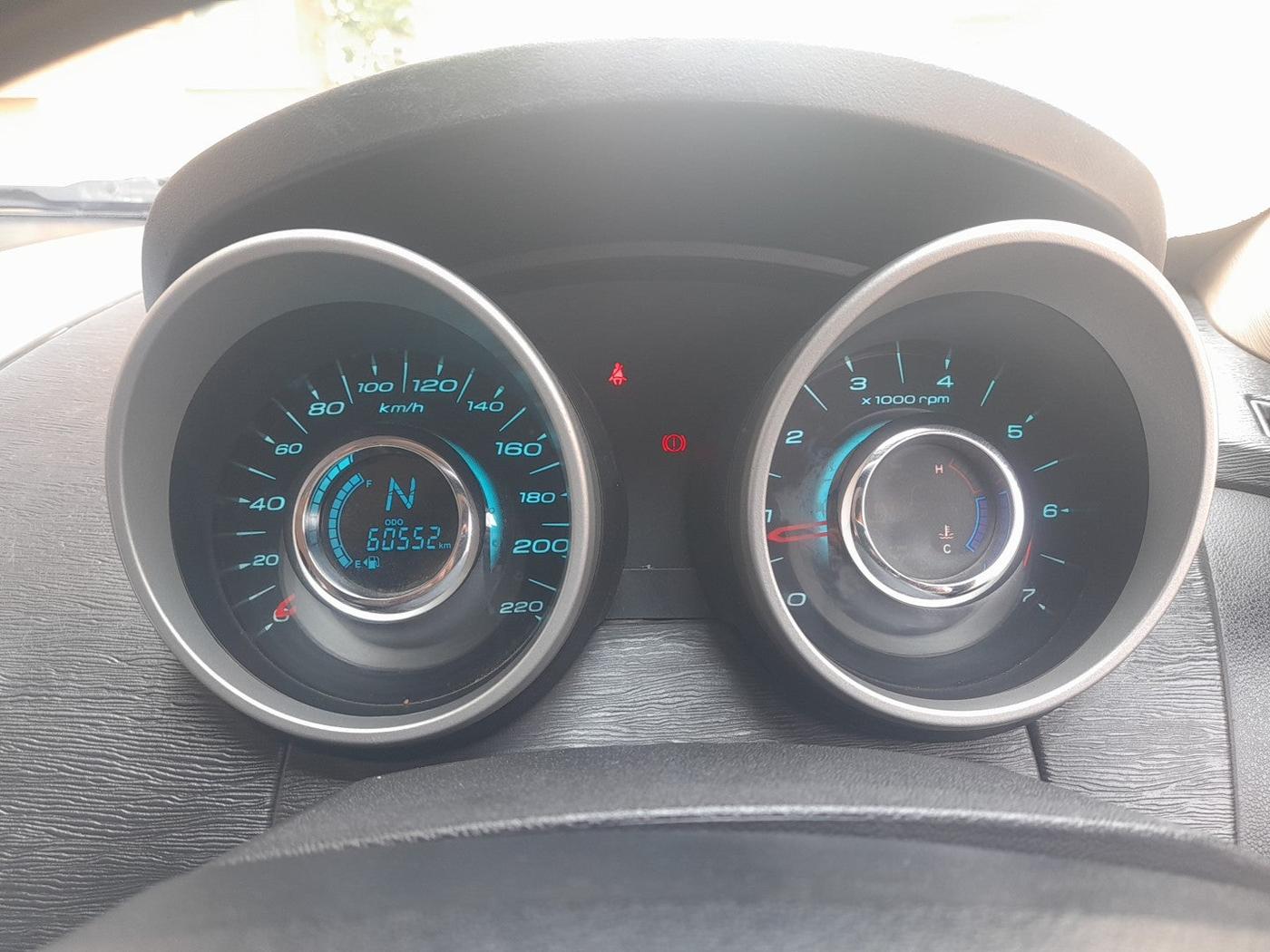 2016 Mahindra XUV500 W6, Diesel, Manual, 60,552 km, interior
