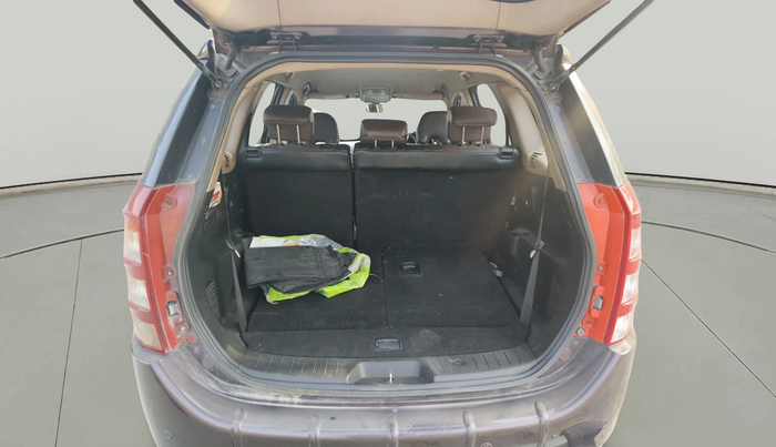 2014 Mahindra XUV500 W8, Diesel, Manual, 1,24,000 km, exterior
