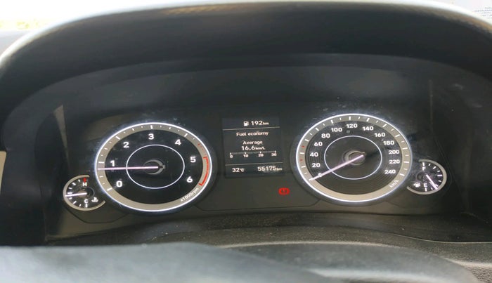 2022 Hyundai Creta SX 1.5 PETROL, Diesel, Manual, 56,170 km, interior