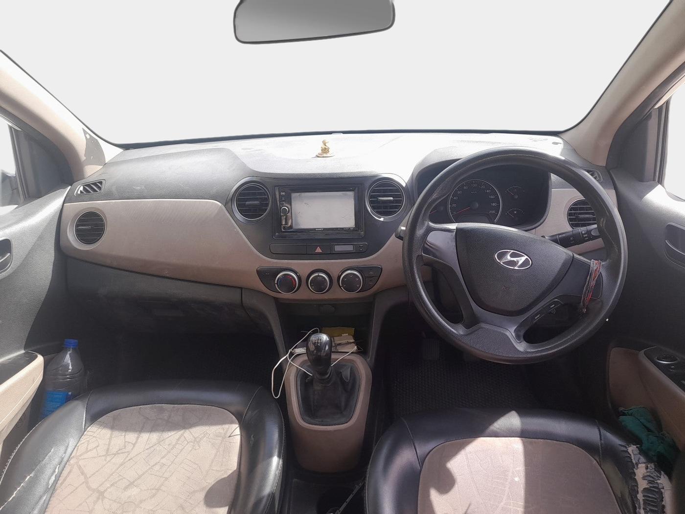 2014 Hyundai Grand i10 MAGNA 1.1 CRDI, Diesel, Manual, 94,161 km, interior