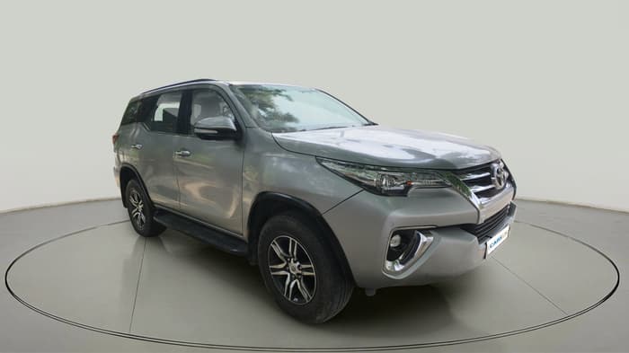 2017 Toyota Fortuner 2.8 4X2 AT, Diesel, Automatic, 1,85,194 km, exterior