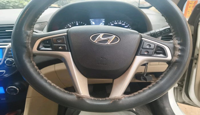 2012 Hyundai Verna FLUIDIC 1.6 CRDI EX, Diesel, Manual, 94,191 km, interior