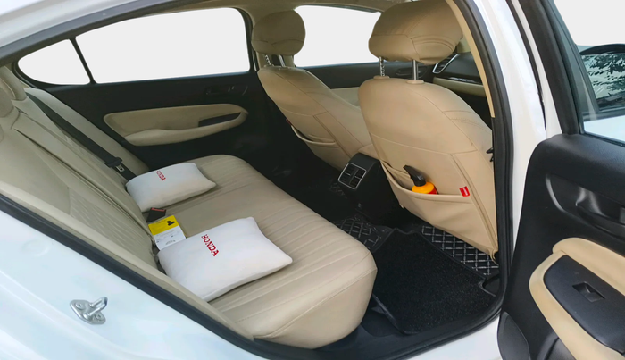 2023 Honda City 1.5L I-VTEC V MT 5TH GEN, Petrol, Manual, 20,902 km, interior