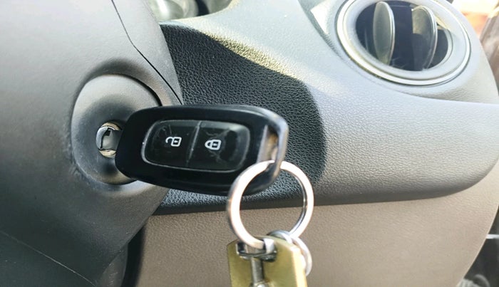 2018 Renault Duster 110 PS RXZ 4X2 AMT DIESEL, Diesel, Automatic, 84,402 km, interior