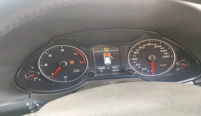 2015 Audi Q3 3.0 TDI AT, Diesel, Automatic, 1,46,998 km, interior