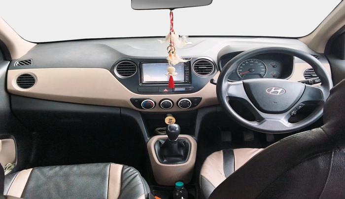 2015 Hyundai Grand i10 MAGNA 1.2 KAPPA VTVT, Petrol, Manual, 1,11,451 km, interior