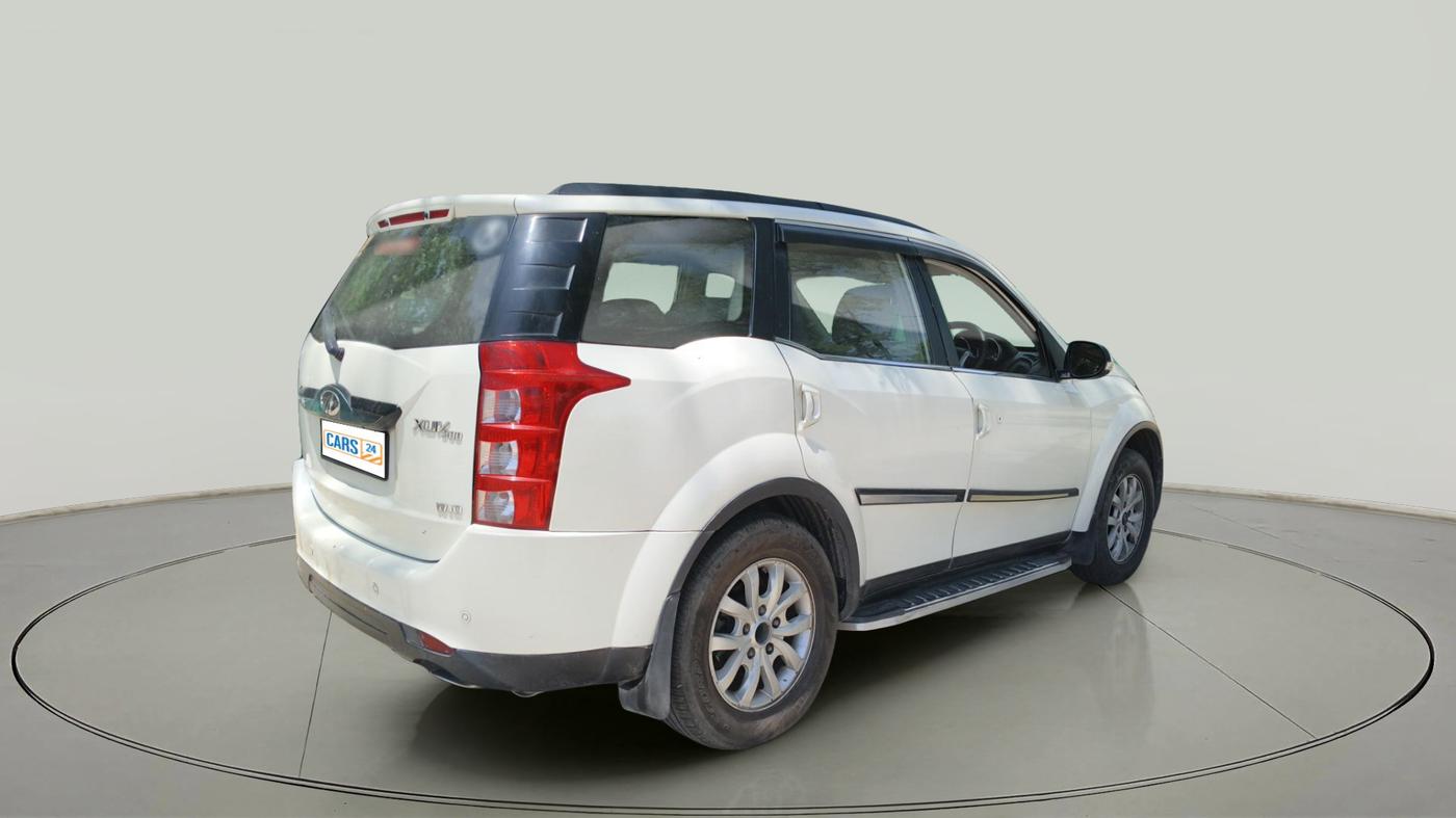 2015 Mahindra XUV500 W10, Diesel, Manual, 1,05,555 km, exterior