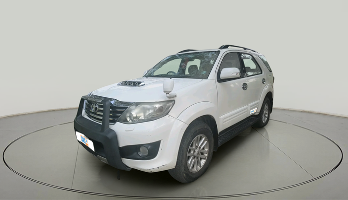 2012 Toyota Fortuner 3.0 4X4 MT, Diesel, Manual, 1,41,934 km, exterior