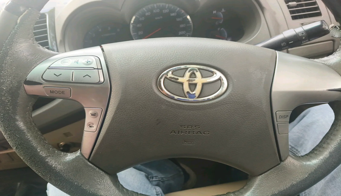 2012 Toyota Fortuner 3.0 4X4 MT, Diesel, Manual, 1,41,934 km, interior