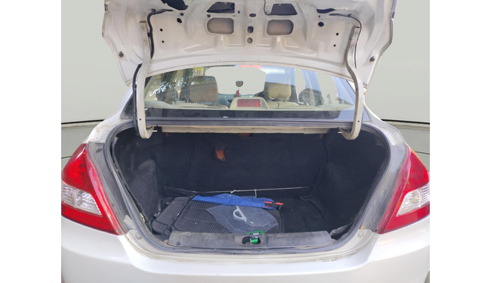 2016 Maruti Swift Dzire LDI, Diesel, Manual, 1,90,102 km, exterior