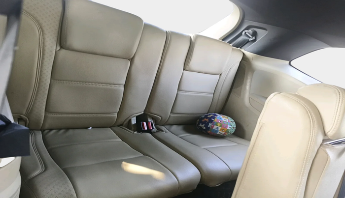 2017 Ford Endeavour TITANIUM 3.2 4X4 AT, Diesel, Automatic, 1,70,204 km, interior