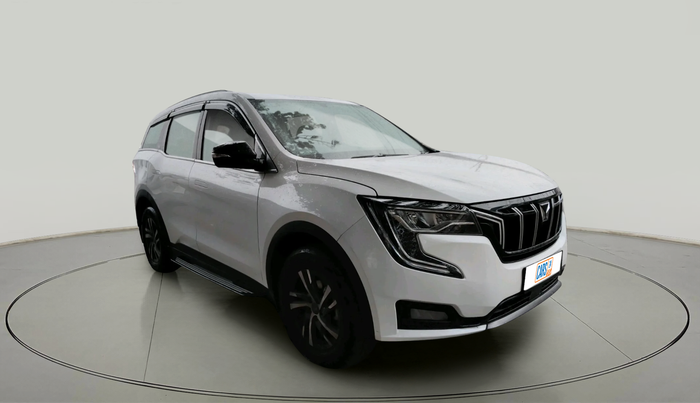 2024 Mahindra XUV700 AX 5 D MT 7 STR, Diesel, Manual, 14,632 km, exterior