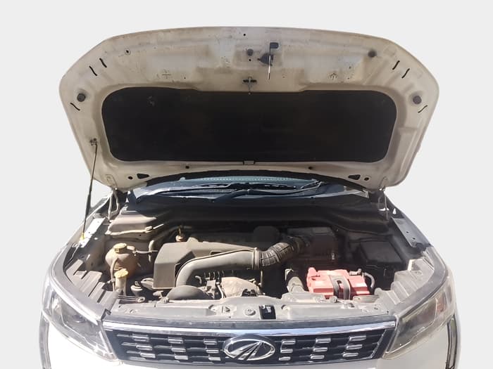 2019 Mahindra XUV300 W8 1.5 DIESEL, Diesel, Manual, 69,972 km, exterior